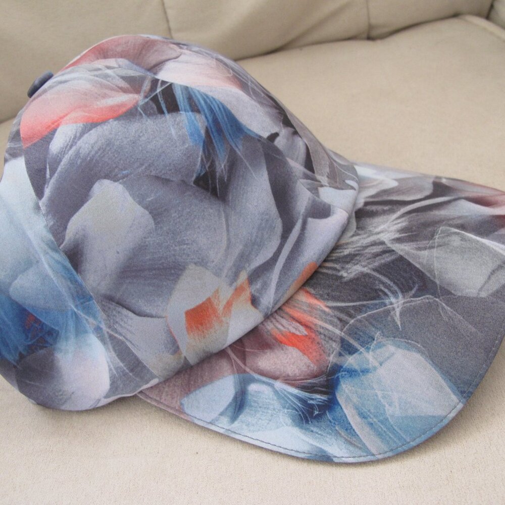 NWT - Lululemon Fast and Free Run Hat